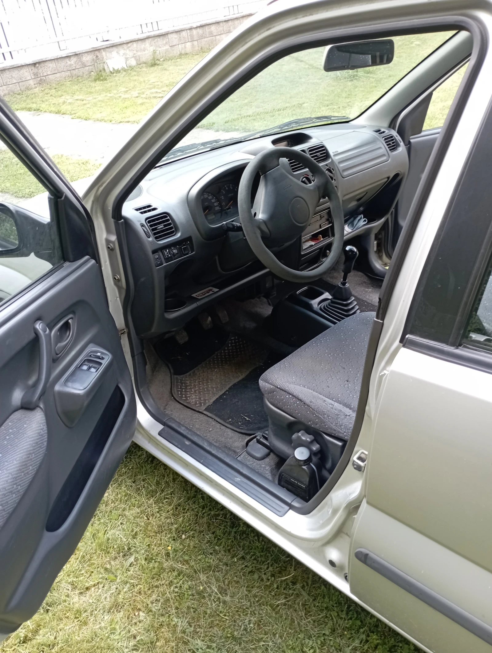 Suzuki Ignis, снимка 6 - Автомобили и джипове - 55006870