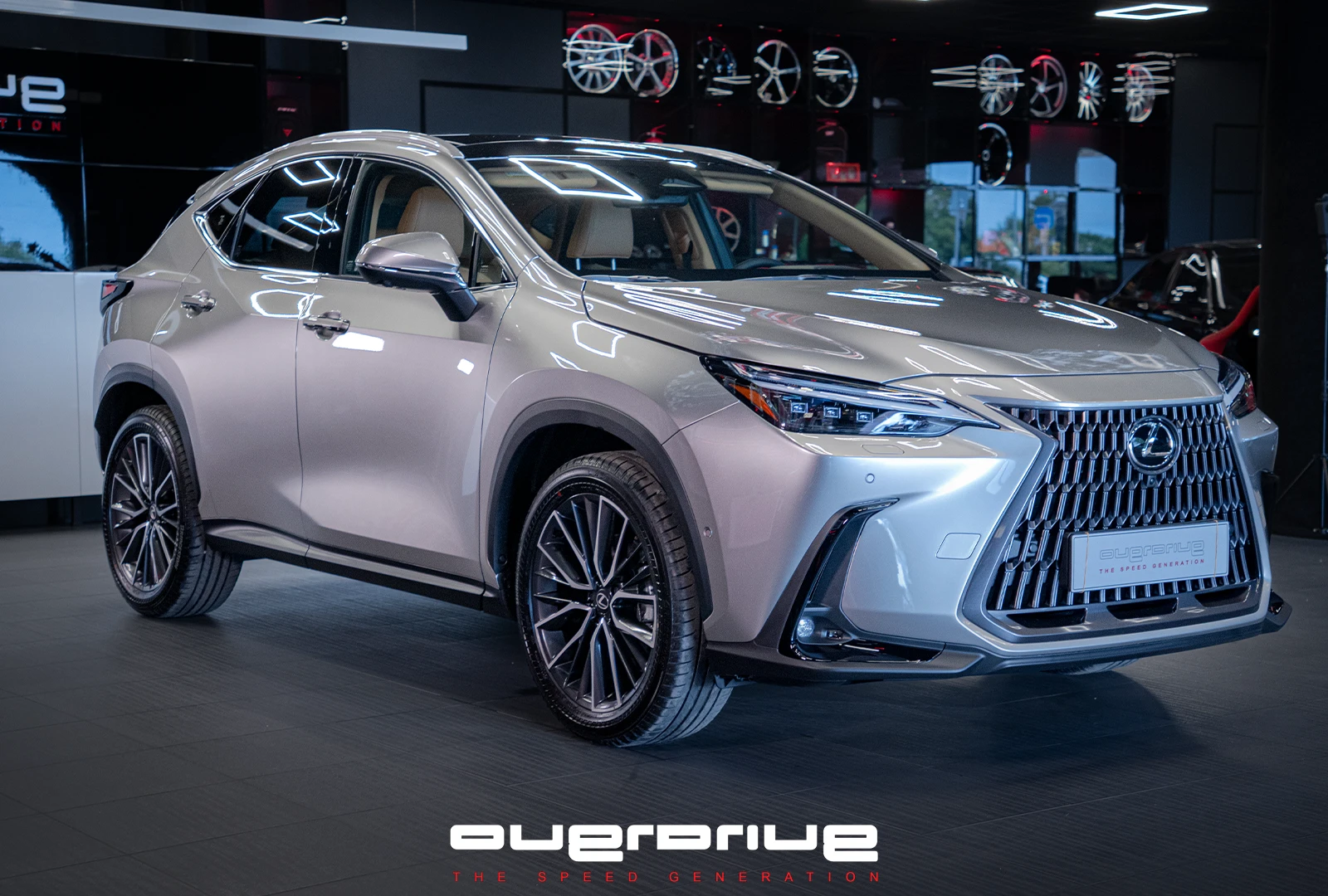 Lexus NX 350h Luxury - Наличен!, снимка 3 - Автомобили и джипове - 55024158