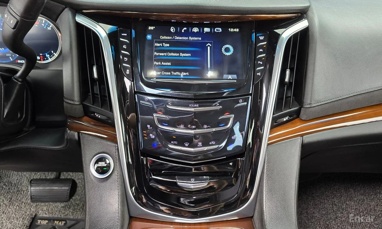 Cadillac Escalade 6.2* ОБДУХВАНЕ* ДИСТРОНИК* МАСАЖ* 360КАМЕРА* , снимка 8 - Автомобили и джипове - 55742739