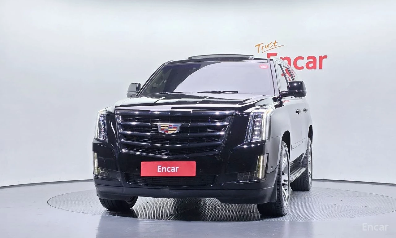 Cadillac Escalade 6.2* ОБДУХВАНЕ* ДИСТРОНИК* МАСАЖ* 360КАМЕРА* , снимка 3 - Автомобили и джипове - 55742739