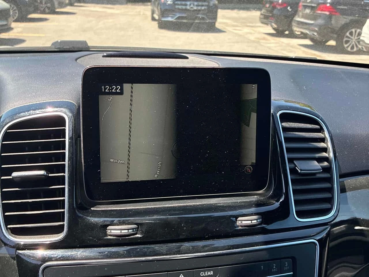Mercedes-Benz GLE 350 * CARFAX * ОПЦИЯ ЗА ФИНАНСИРАНЕ, снимка 16 - Автомобили и джипове - 55777797