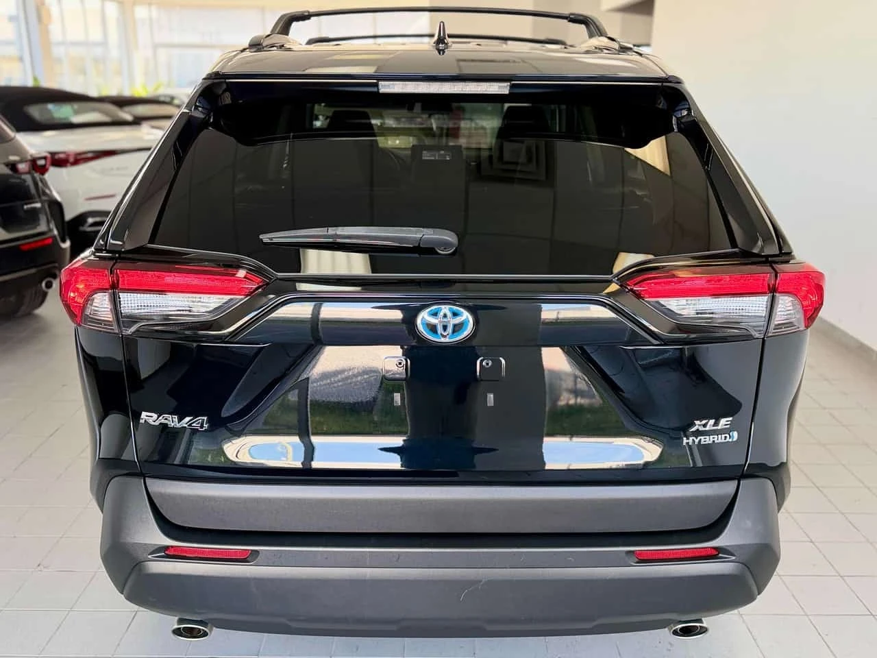 Toyota Rav4 * Hybrid XLE AWD * CARFAX * ����� �� ����������� | Mobile.bg � ����������� 4