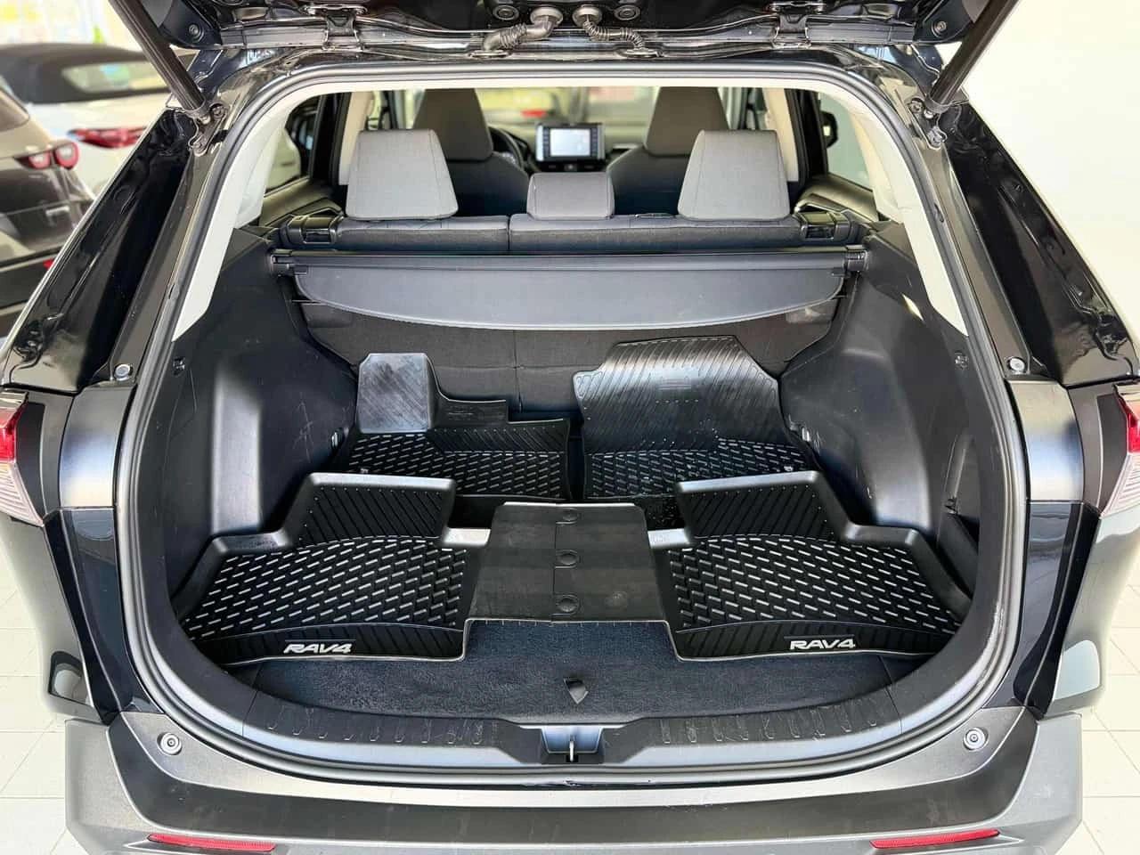 Toyota Rav4 * Hybrid XLE AWD * CARFAX * ����� �� ����������� | Mobile.bg � ����������� 12