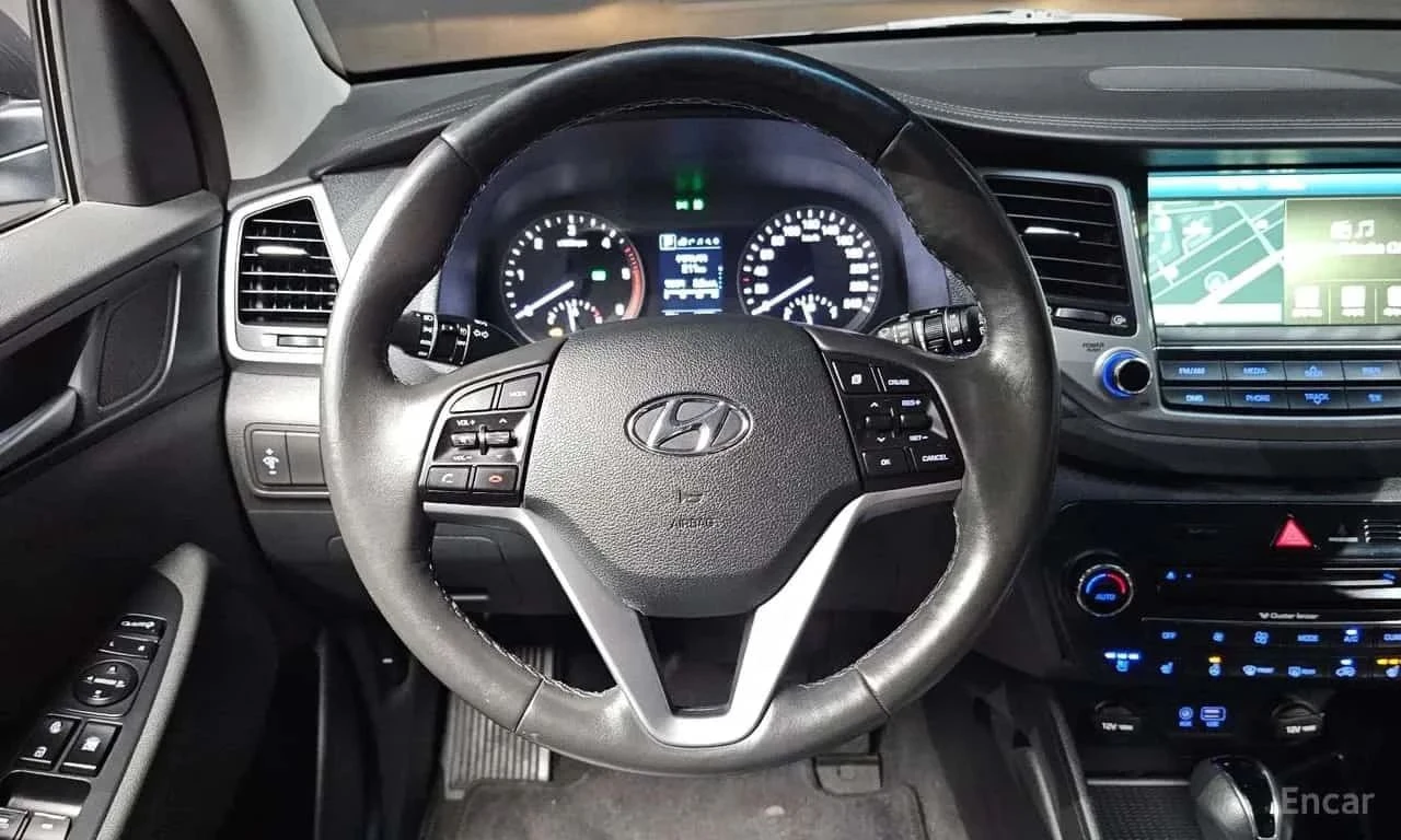 Hyundai Tucson, снимка 6 - Автомобили и джипове - 56727586