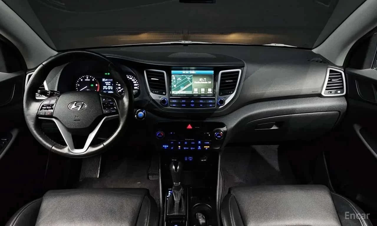 Hyundai Tucson, снимка 5 - Автомобили и джипове - 56727586