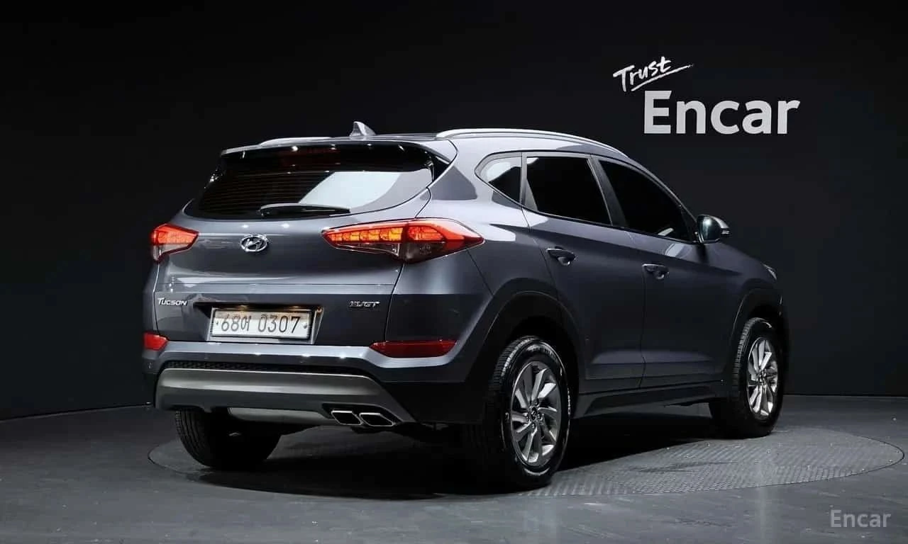 Hyundai Tucson, снимка 2 - Автомобили и джипове - 56727586