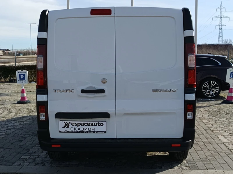 Renault Trafic 2.0dCi L2H1, снимка 5 - Бусове и автобуси - 53539248