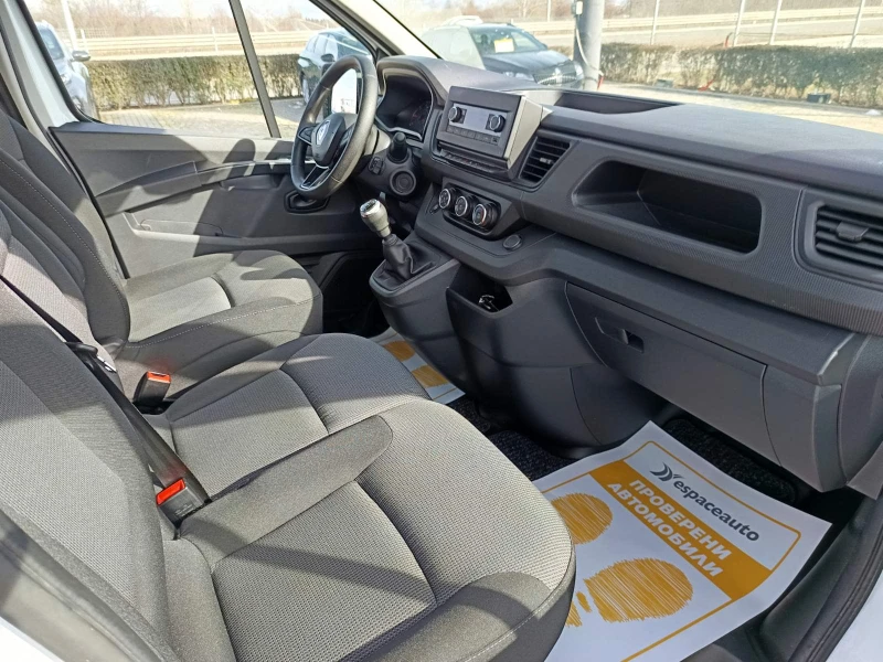 Renault Trafic 2.0dCi L2H1, снимка 13 - Бусове и автобуси - 53539248