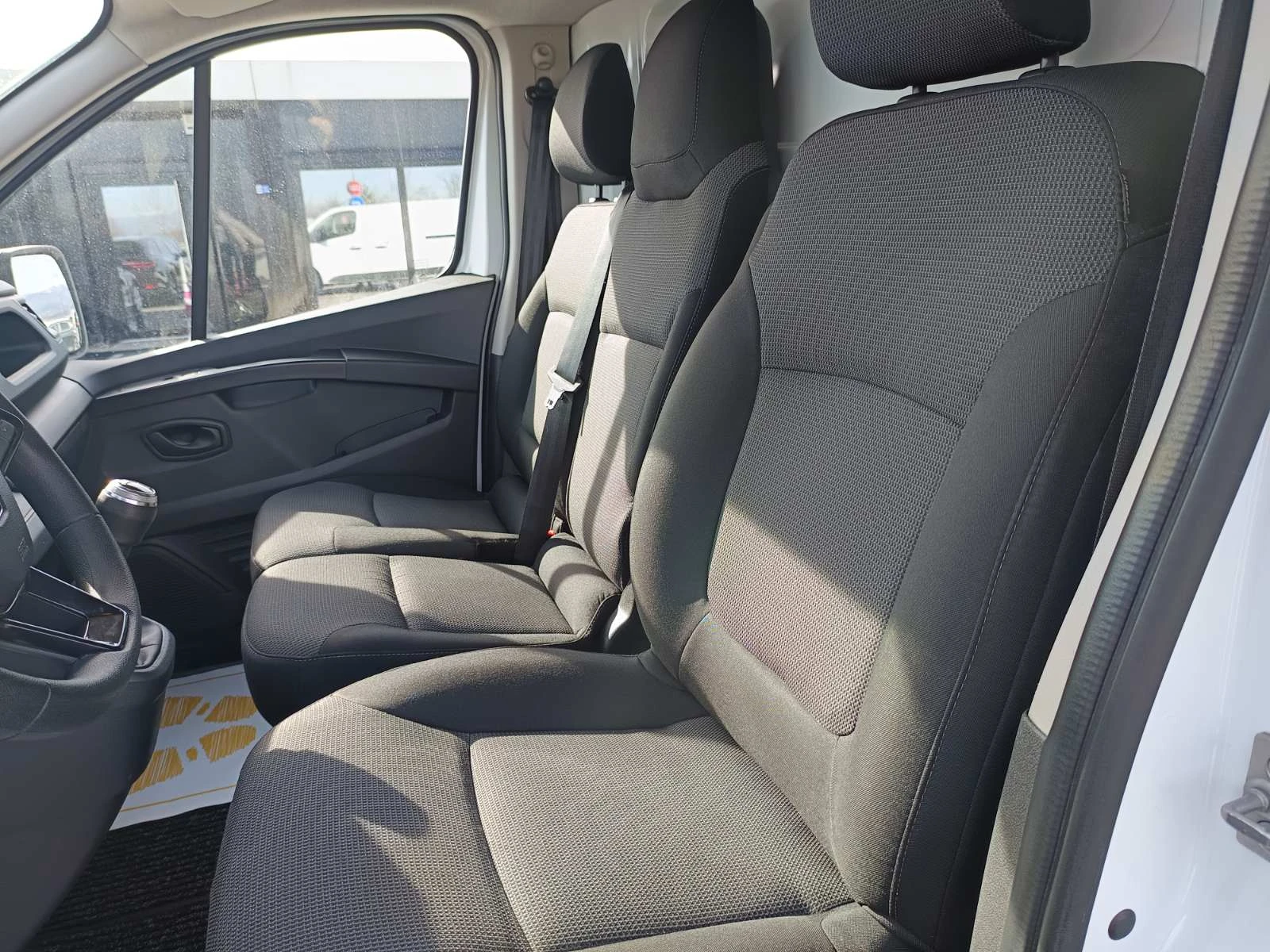 Renault Trafic 2.0dCi L2H1 | Mobile.bg � ����������� 14