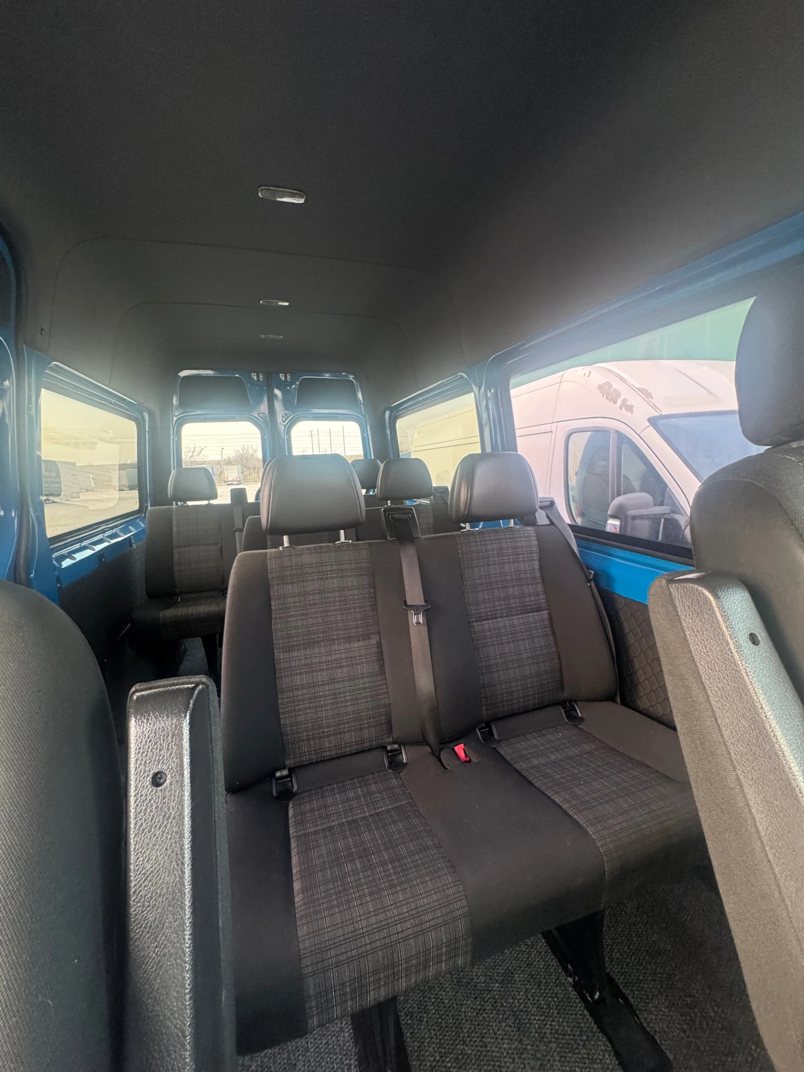 Mercedes-Benz Sprinter 319, снимка 7 - Бусове и автобуси - 53697564