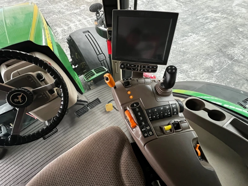 Трактор John Deere 7310R, снимка 11 - Селскостопанска техника - 52369717