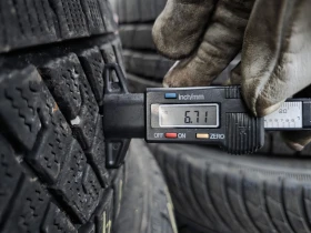 Гуми Зимни 215/65R16, снимка 6