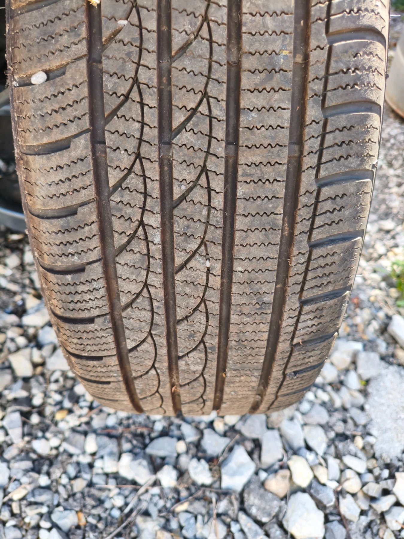 Гуми с джанти Minerva 215/45R17, снимка 2 - Гуми и джанти - 55876892
