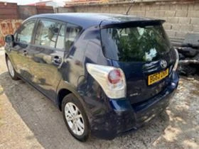 Toyota Verso 2.0D-4D 126к.с Кожен Салон Навигация, снимка 6