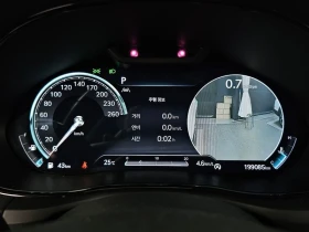 Genesis GV70 2.2 1 Automatic КРАЙНА ЦЕНА: 23731 EUR !!!РЕАЛНА К, снимка 8