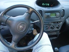 Toyota Yaris verso 1.4 D4D 75 кс, снимка 9 — Bazar.bg Toyota Yaris verso 1.4 D4D 75 кс, снимка 9