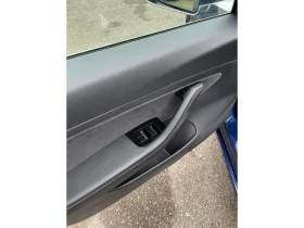 Tesla Model 3 - 17568 € / 34360.02 лв. - 54134904 9