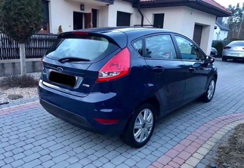 Ford Fiesta 1.4, снимка 2 - Автомобили и джипове - 47259520