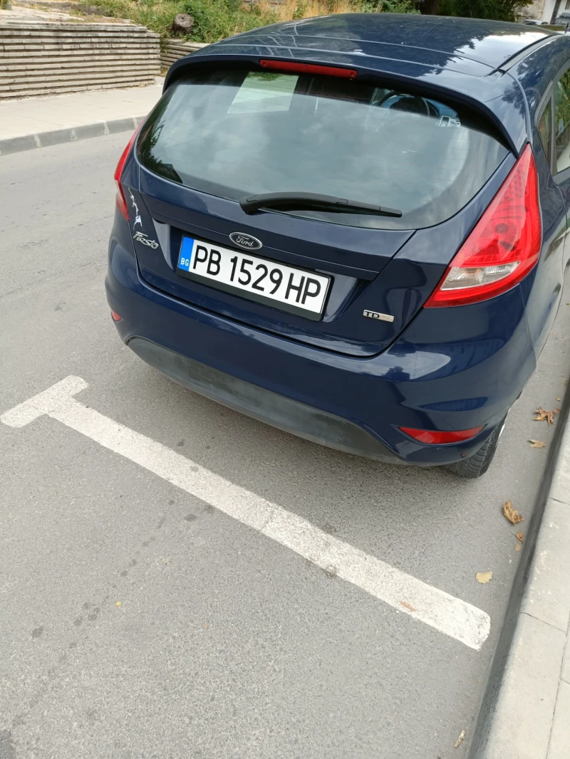 Ford Fiesta 1.4, снимка 14 - Автомобили и джипове - 52255793
