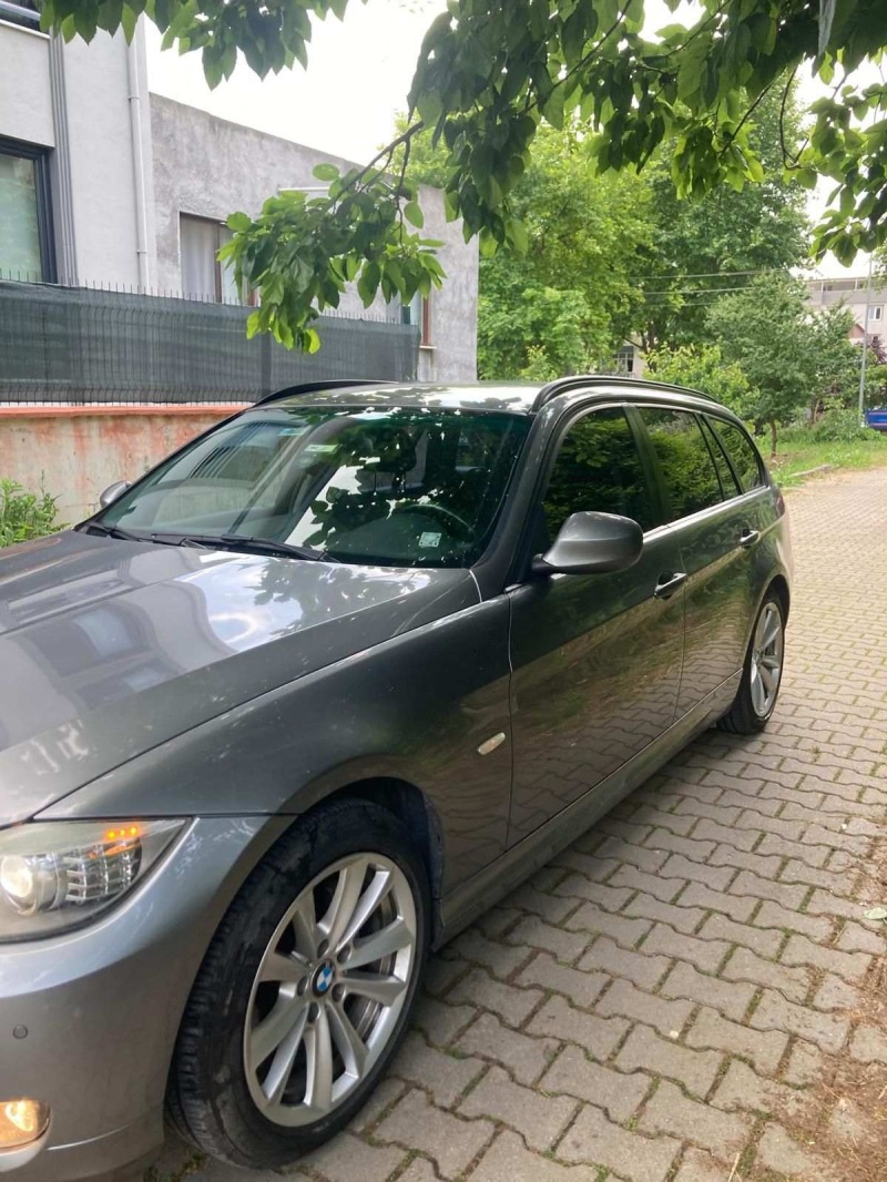 BMW 320, снимка 3 - Автомобили и джипове - 46038156