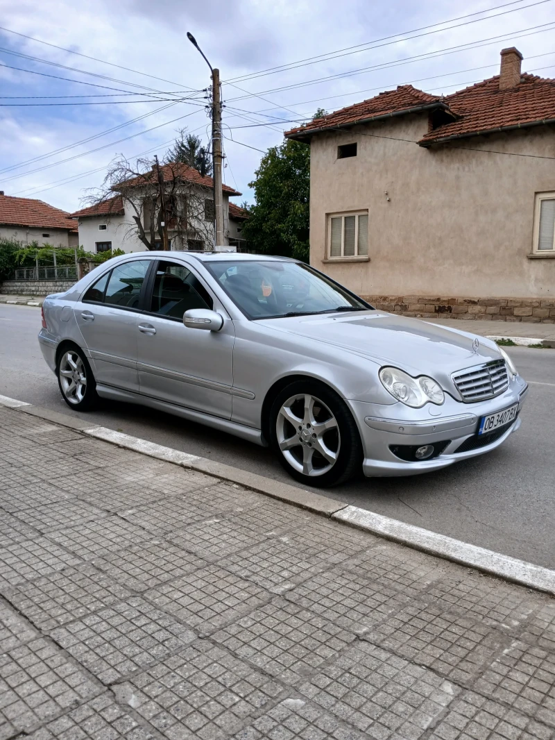 Mercedes-Benz C 250 SPORT Edition, снимка 17 - Автомобили и джипове - 47045190