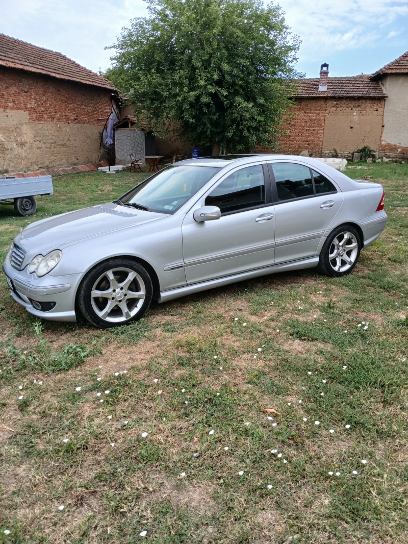 Mercedes-Benz C 250 SPORT Edition, снимка 5 - Автомобили и джипове - 47045190