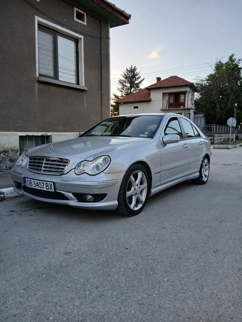 Mercedes-Benz C 250 SPORT Edition, снимка 6 - Автомобили и джипове - 47045190