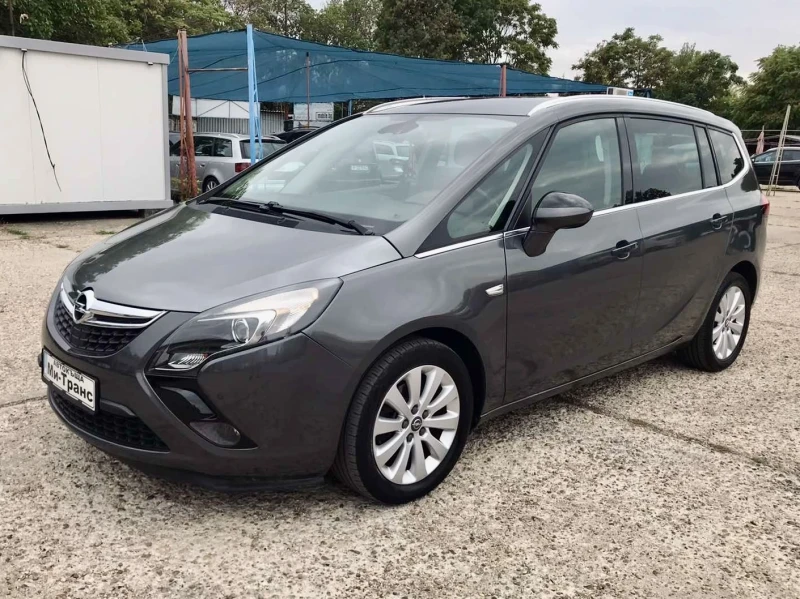 Opel Zafira Tourer 2.0 CDTI, снимка 10 - Автомобили и джипове - 47098238