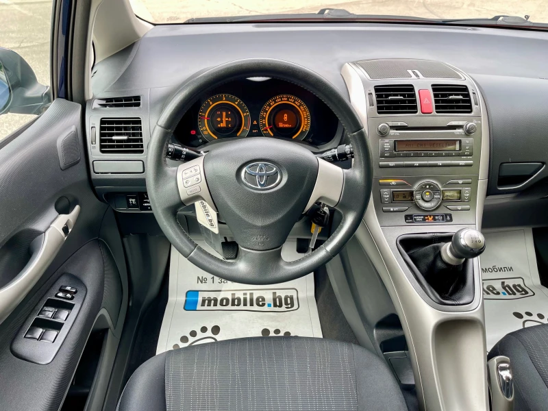 Toyota Auris D-4D* Euro4* , снимка 11 - Автомобили и джипове - 47235302