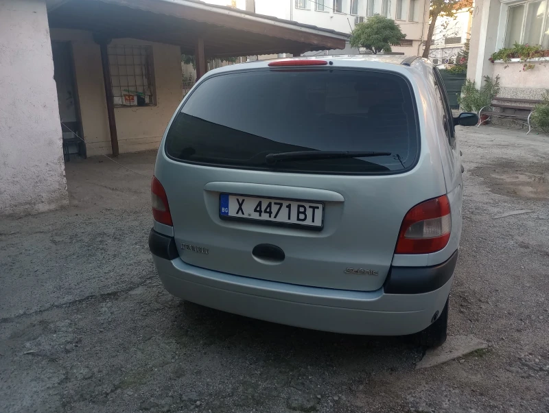 Renault Scenic, снимка 4 - Автомобили и джипове - 47466007