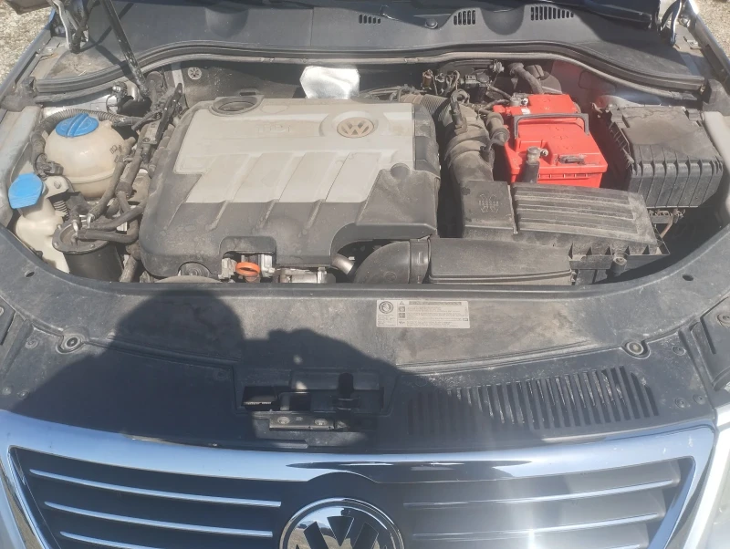 VW Passat 2.0 TDI, снимка 8 - Автомобили и джипове - 49599184