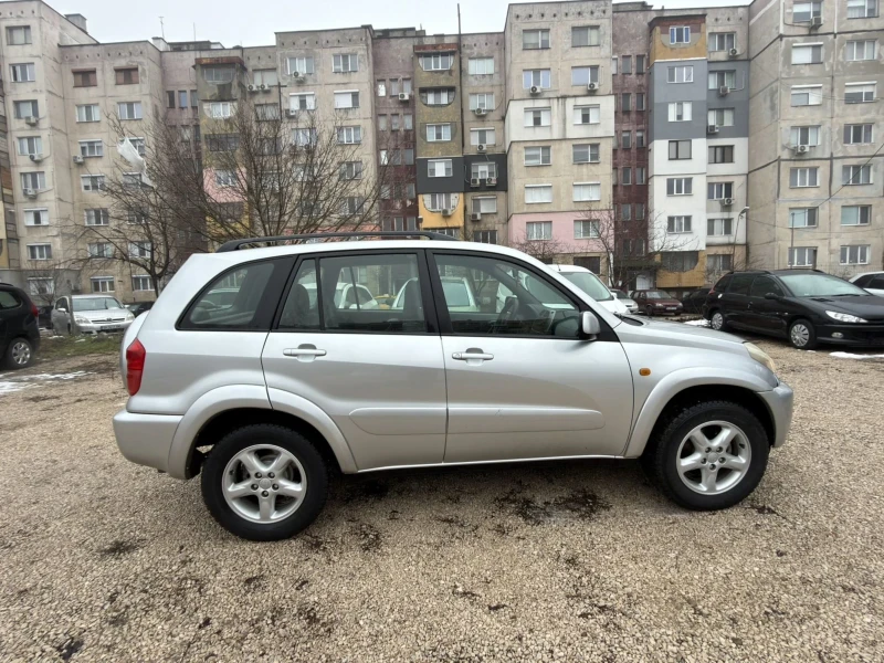 Toyota Rav4 2.0 БЕН + ГАЗ 4x4 АВТОМАТ , снимка 5 - Автомобили и джипове - 51642501