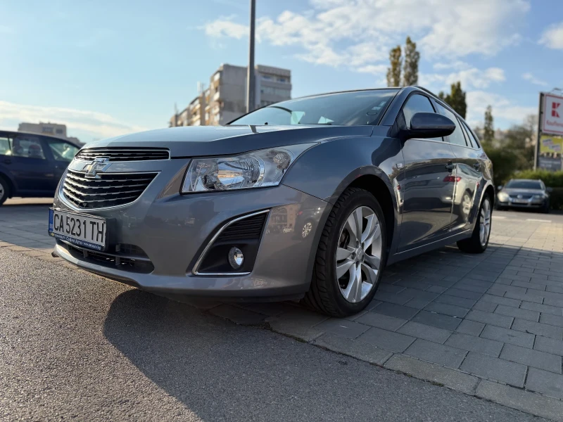Chevrolet Cruze, снимка 3 - Автомобили и джипове - 52530371
