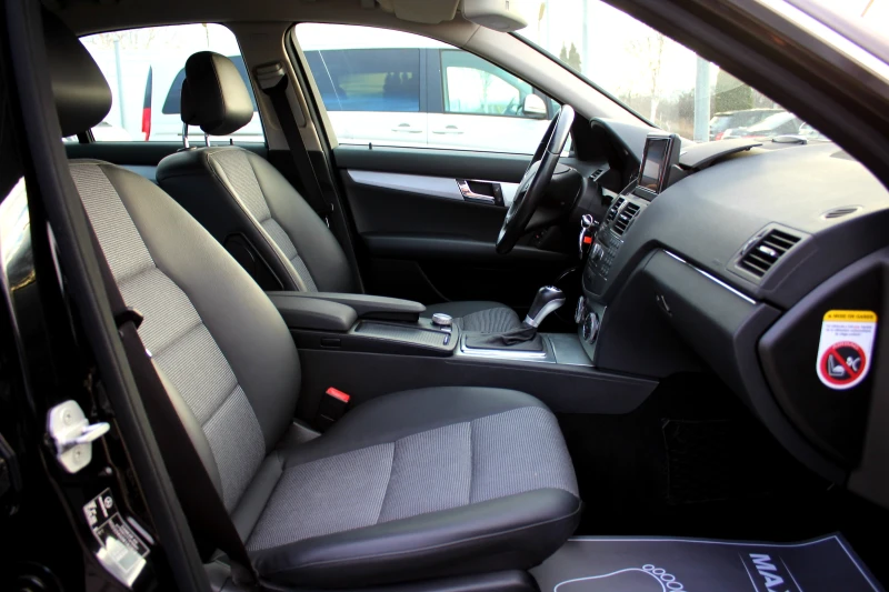 Mercedes-Benz C 220 CDI OM646/СОБСТВЕН ЛИЗИНГ, снимка 14 - Автомобили и джипове - 53048377