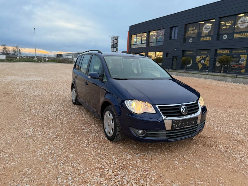 VW Touran 2.0TDI, 140коня, 7-места, Внос, , , снимка 4 - Автомобили и джипове - 53262863