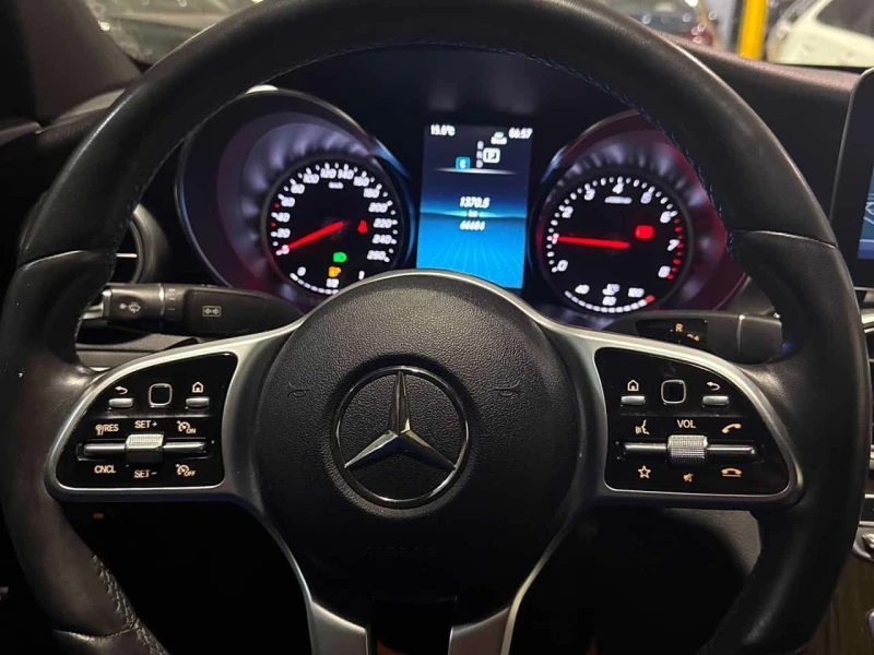 Mercedes-Benz C 300 * CARFAX * ЦЕНА ДО БГ, снимка 13 - Автомобили и джипове - 53583370
