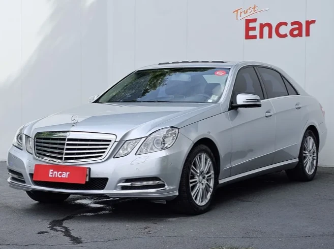 Mercedes-Benz E 300 Elegance - 17026 лв. / 8705.26 € - 53365461 1