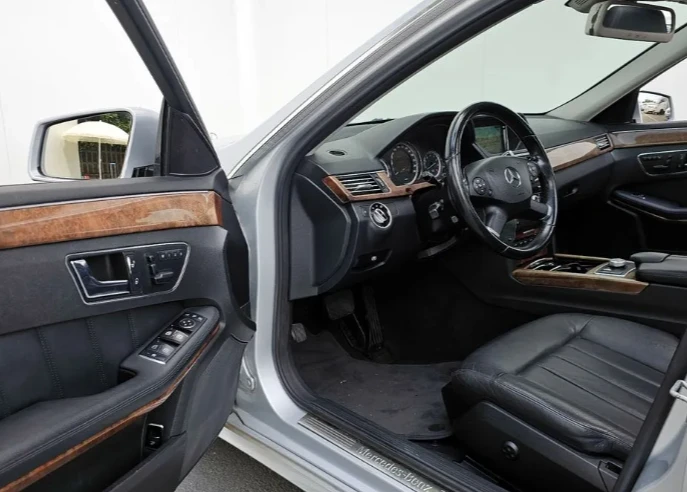 Mercedes-Benz E 300 Elegance | Mobile.bg   11