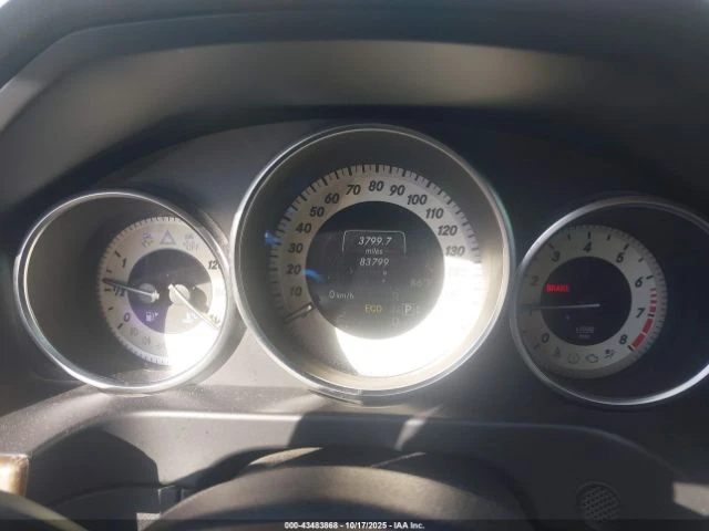 Mercedes-Benz E 350 4matic* Keyless* Подгреви* Обдух* Lane assist* , снимка 10 - Автомобили и джипове - 52813947