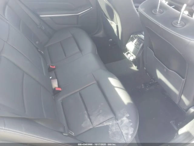 Mercedes-Benz E 350 4matic* Keyless* Подгреви* Обдух* Lane assist* , снимка 11 - Автомобили и джипове - 52813947