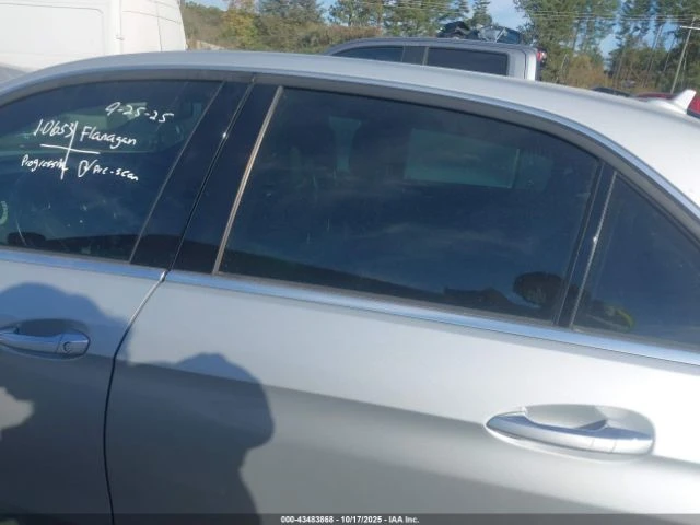 Mercedes-Benz E 350 4matic* Keyless* Подгреви* Обдух* Lane assist* , снимка 5 - Автомобили и джипове - 52813947