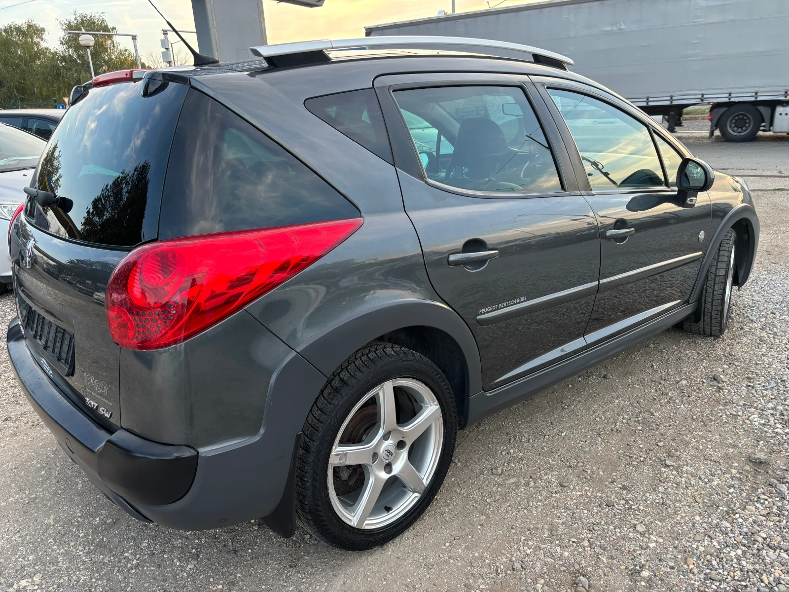 Peugeot 207 2009+ ФЕЙС+ 1.4HFI+ КОЖА+ ПАНОРАМА+ OUTDOR - изображение 4