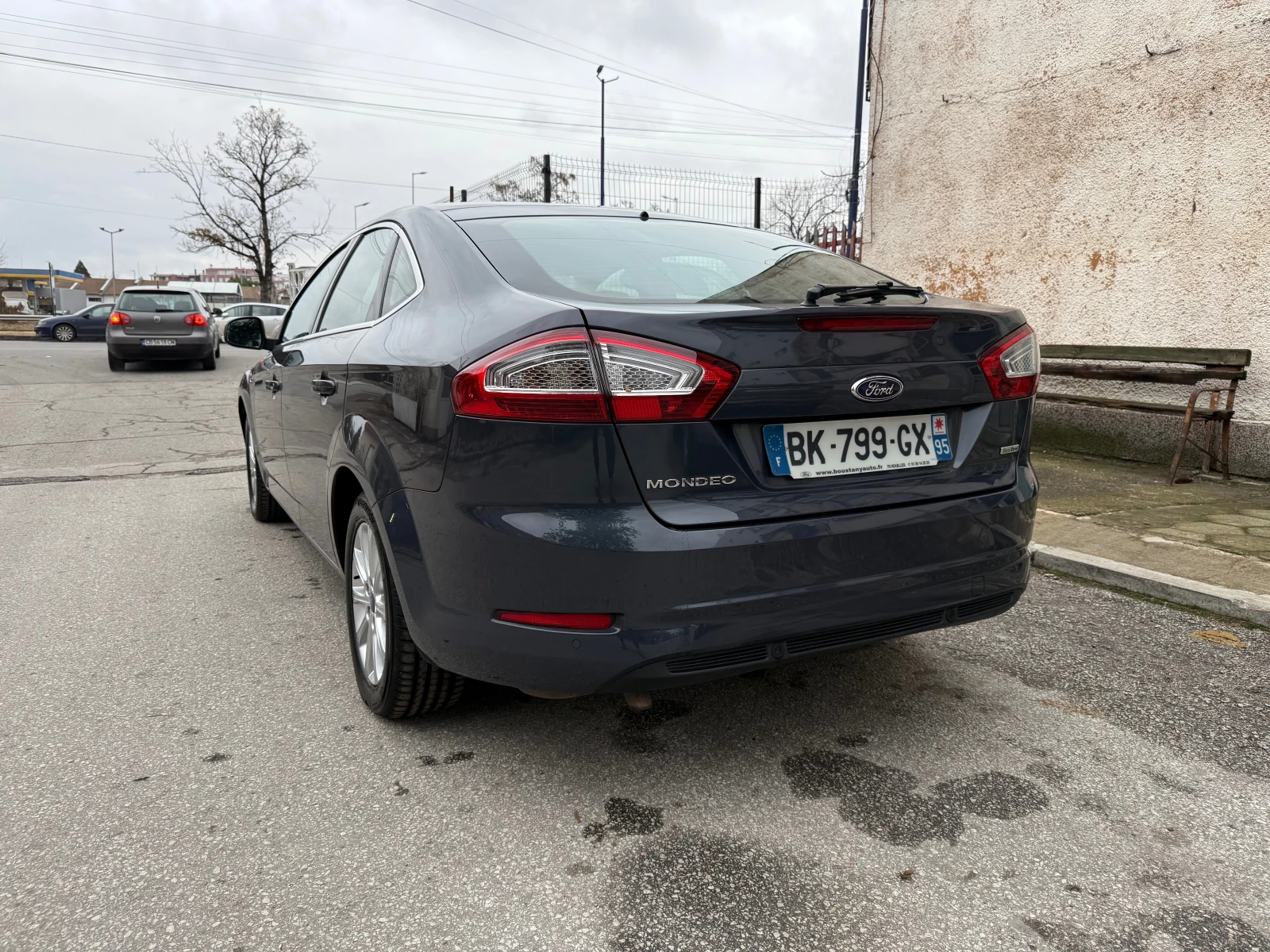 Ford Mondeo 2.0i Titanium - изображение 8