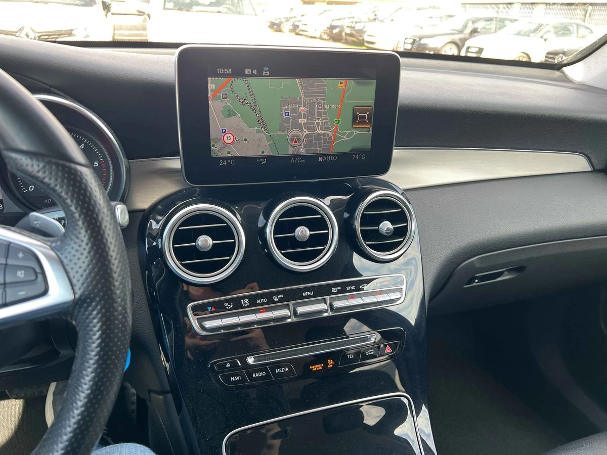 Mercedes-Benz GLC 250 AMG LINE Premium СЕРВИЗНА ИСТОРИЯ - изображение 10