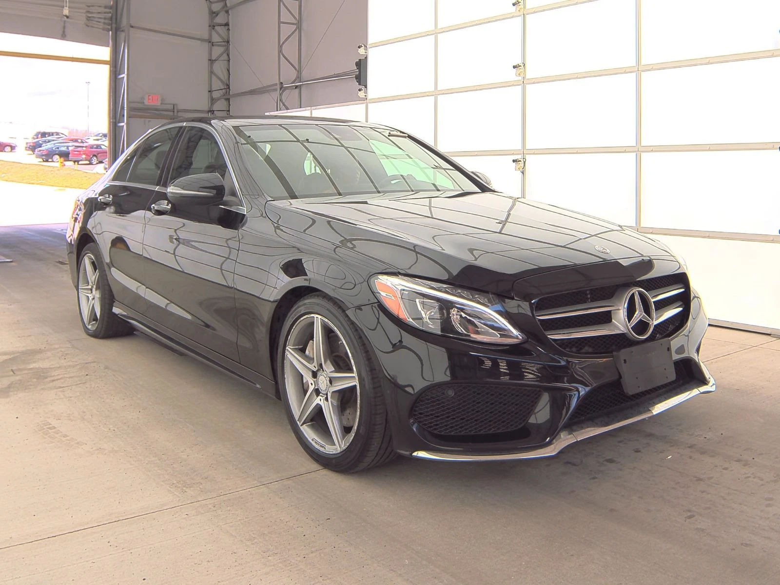 Mercedes-Benz C 300 AMG LINE/BURMESTER/KEYLESS/PANORAMA - изображение 2
