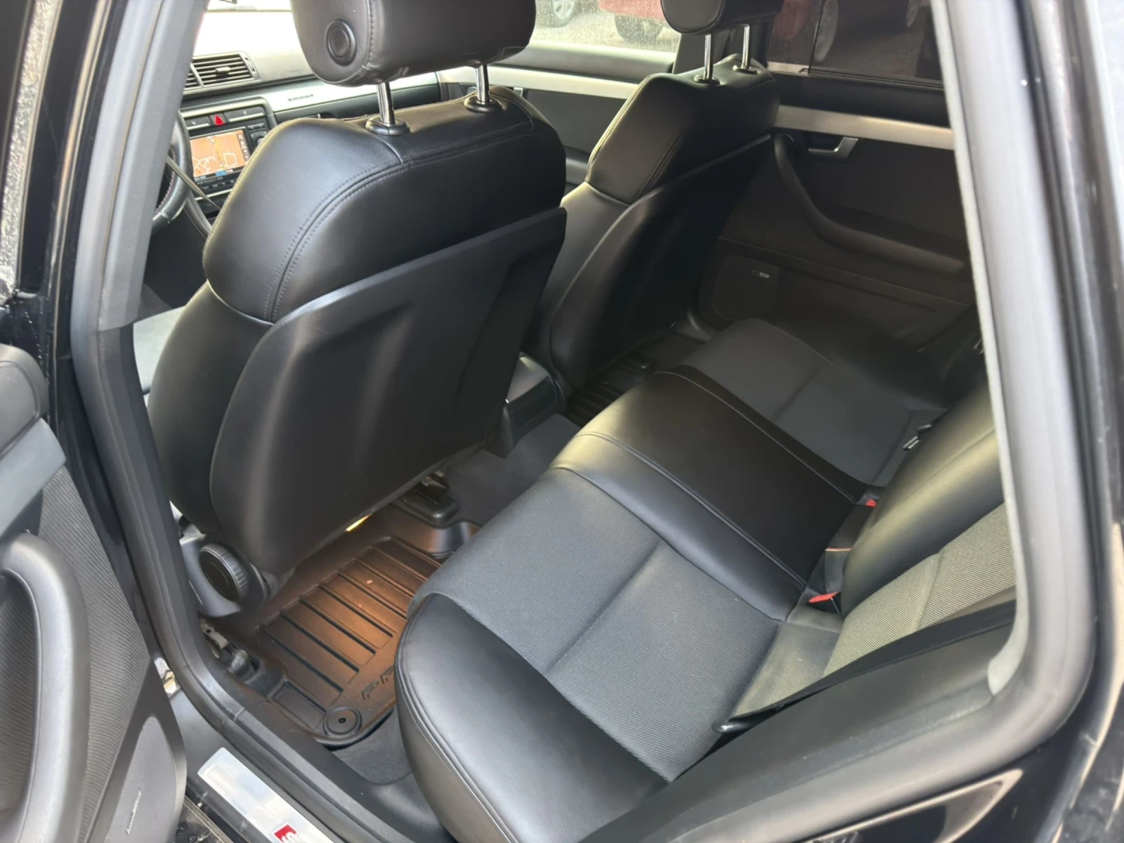 Audi A4 3.0 DIZEL 3 X S_LINE 4X4 AVTOMAT, снимка 11 - Автомобили и джипове - 51642501