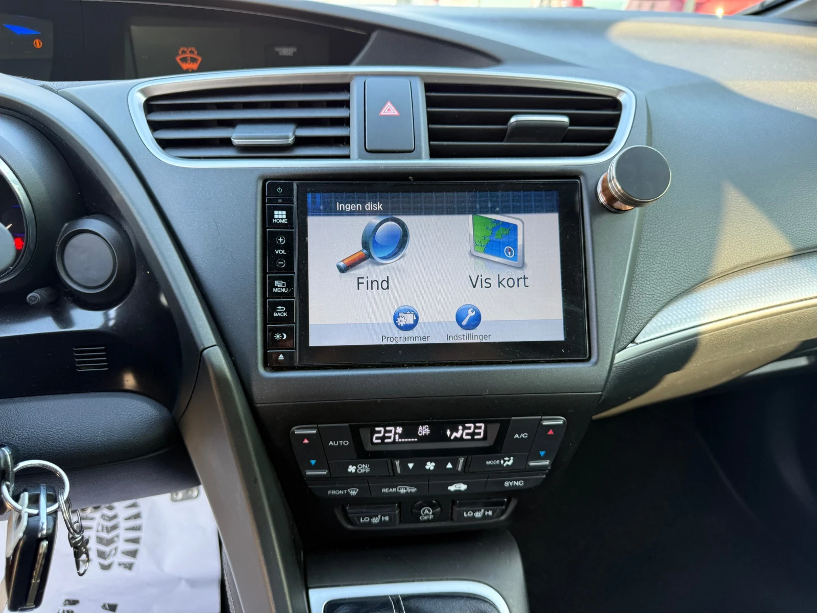 Honda Civic 1.6d/120hp/SPORT/NAVI/EVRO6/ - изображение 9