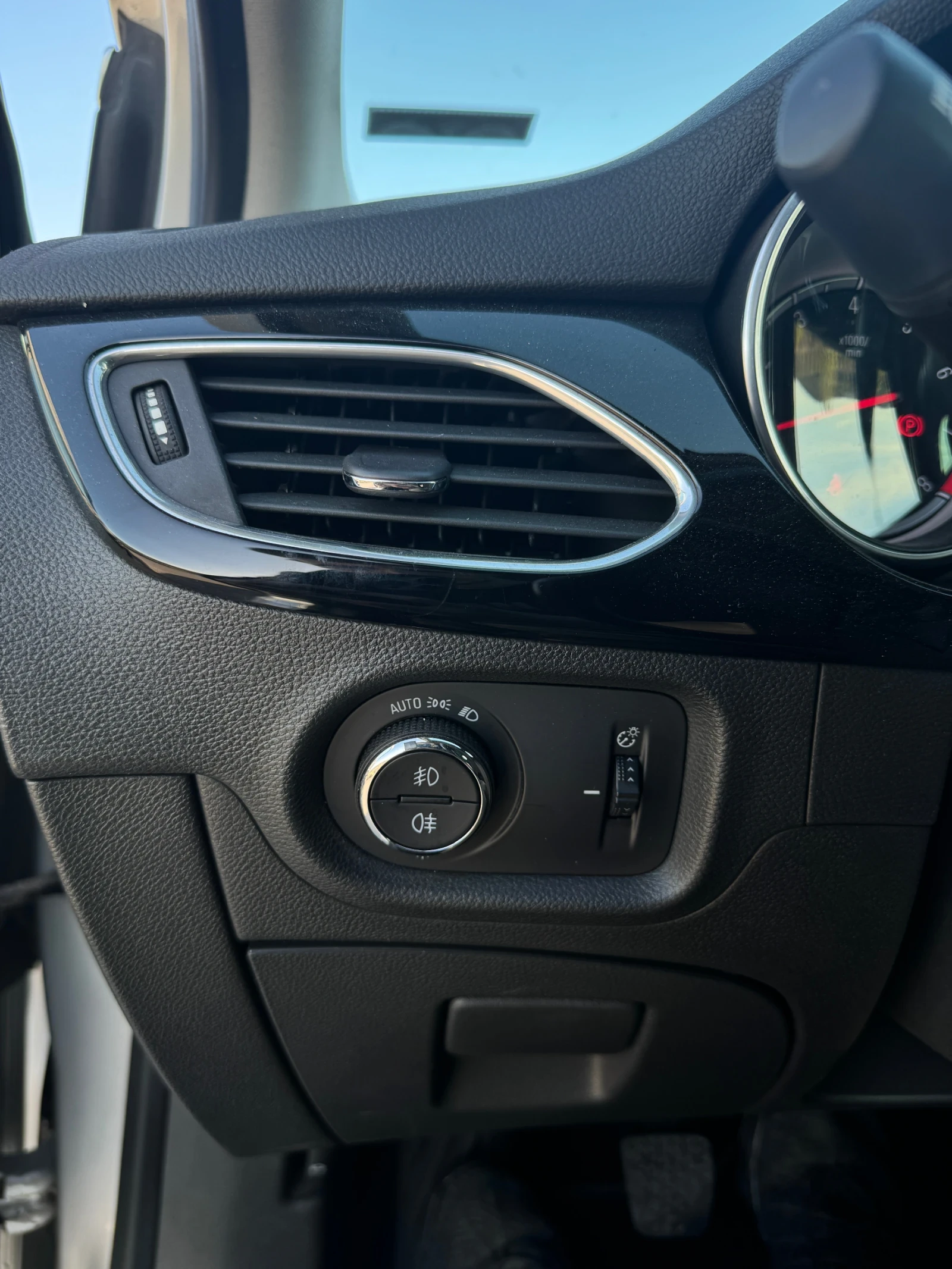 Opel Astra Opel Astra K - 125 к.с. - Innovation - 1.4 Turbo  - изображение 7