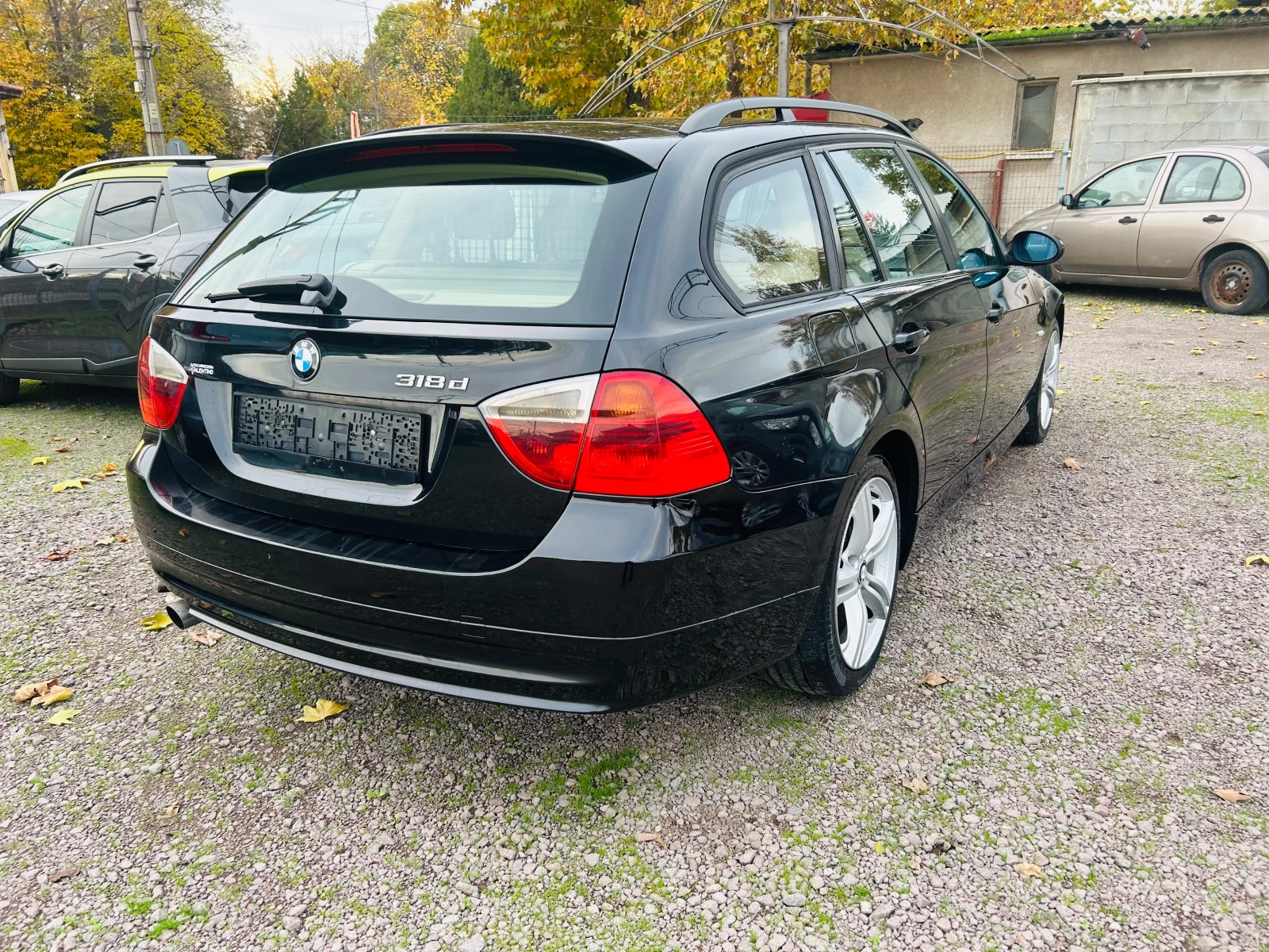 BMW 318 2.0d   | Mobile.bg   7