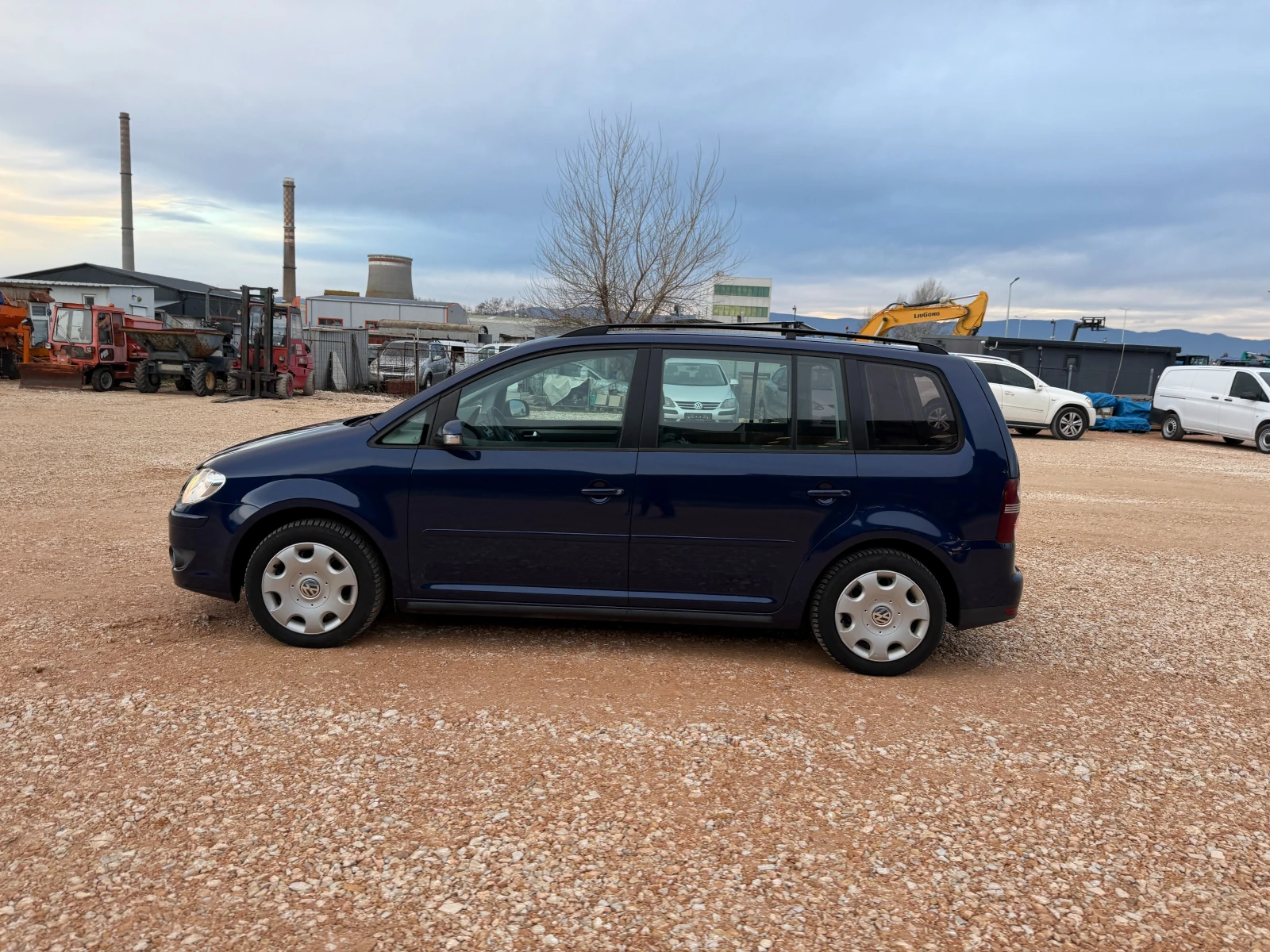 VW Touran 2.0TDI, 140коня, 7-места, Внос, ,  - изображение 8